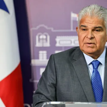 Panama’s president tells U.S. to stop ‘lies and falsehoods’ about canal