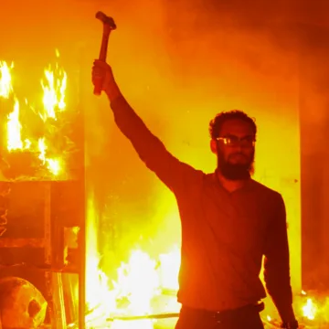 Bangladesh protesters set fire to home of ousted leader’s father