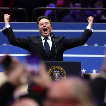 Time puts Elon Musk behind the Resolute desk for latest cover