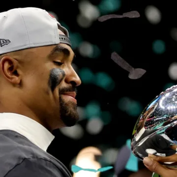 Jalen Hurts on the significance of having his dad, who was once his coach, on the field after Super Bowl win