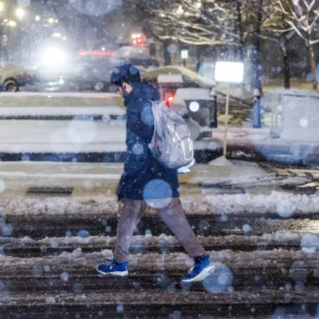 Winter weather brings snow and rain to both coasts with more than 100 million under alerts