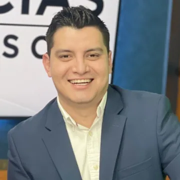Death of Telemundo Super Bowl reporter Adan Manzano like ‘losing my little brother,’ colleague says