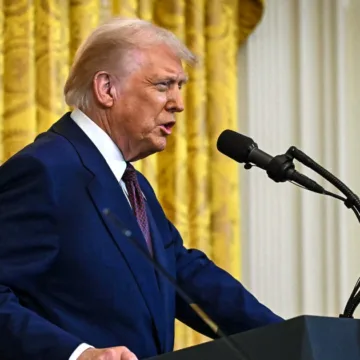 Trump administration tells federal agencies to fire probationary employees