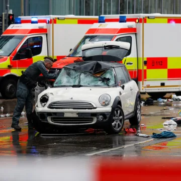 20 injured as car driven into pedestrians in Munich ahead of conference attended by Vance, Rubio