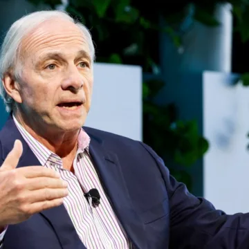 Cut debt now or face an ‘economic heart attack’