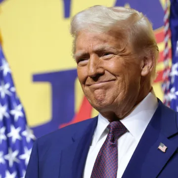 In reversal, Trump says Russia attacked Ukraine