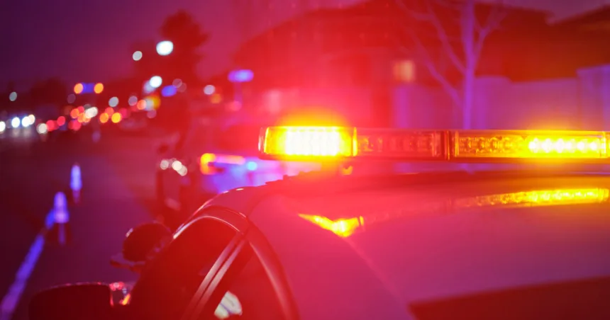 3 dead and 2 injured after boat capsizes off Staten Island