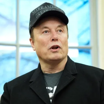 HHS warns that responses to Elon Musk’s email may ‘be read by malign foreign actors’