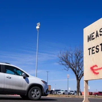 Anti-vaccine movement falsely blames measles shots for Texas outbreak