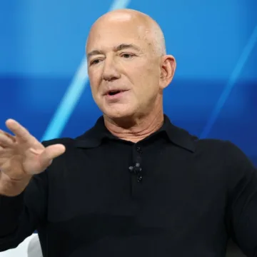 Jeff Bezos overhauls Washington Post opinion section, says it will focus on ‘personal liberties and free markets’