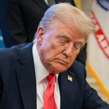 Trump wants to use $5 million ‘gold cards’ to replace foreign investor visas