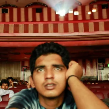 Court forces movie theater to pay for ‘agony’ of too many ads