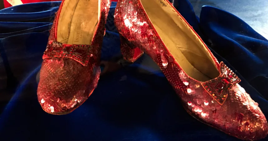 Man accused of hiding stolen ‘Wizard of Oz’ ruby slippers dies ahead of court hearing