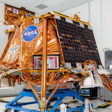 Privately built Blue Ghost spacecraft poised to land on the moon