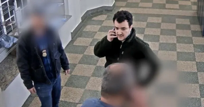 250519-Mahmoud-Khalil-arrest-video-snip-ac-926p-842c47.jpg Video appears to show Mahmoud Khalil cooperating with ICE agents before he was detained