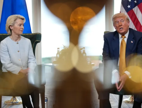 250727-donald-trump-ursula-von-der-leyen-vl-146p-580e7d.jpg Europe hits the brakes on U.S. trade deal after tariff ruling