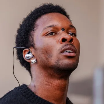 Teen girl whose body was found in singer D4vd’s Tesla may have been dead ‘for several weeks’