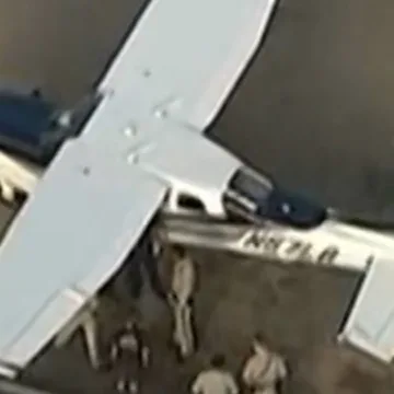 Plane makes emergency landing on California freeway