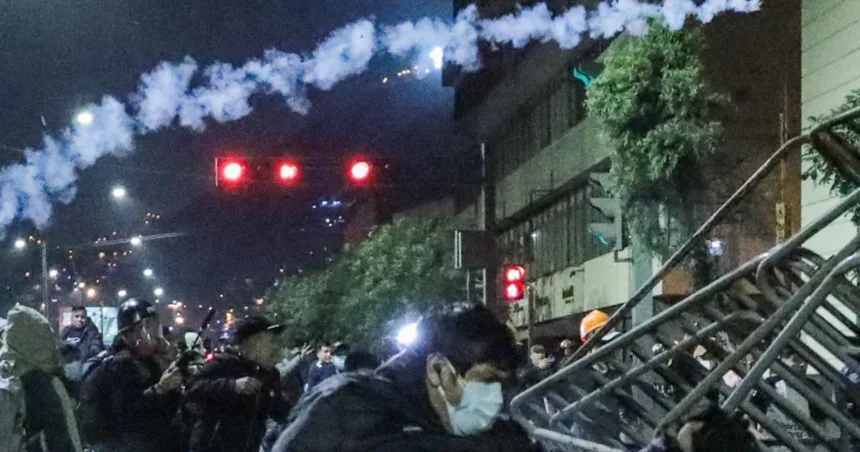 Gen Z protesters clash with police in Peru