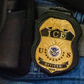 Apple removes ICEBlock app after criticism from Trump administration
