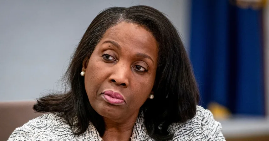 Supreme Court allows the Fed’s Lisa Cook to stay in office for now as Trump pushes to fire her