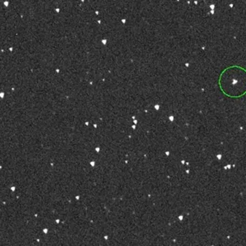 An asteroid may be heading for the moon. Should we nuke it first?