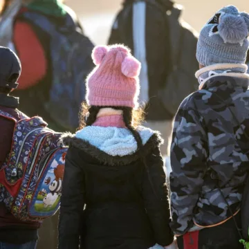 Trump administration offering some unaccompanied migrant children $2,500 to self-deport, according to memo