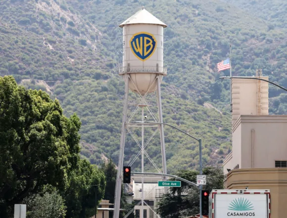 Warner Bros. Discovery reopens talks with Paramount