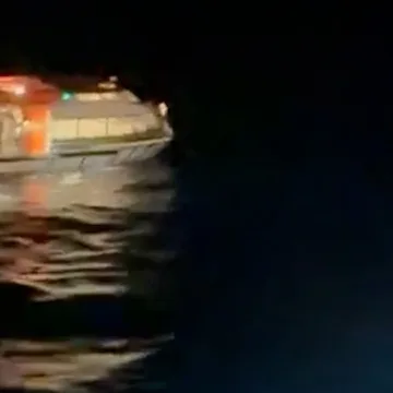 Sinking raft rescued by Royal Caribbean cruise ship