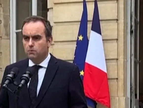 France’s prime minister resigns after less than a month