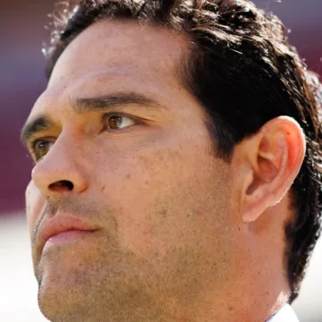 Mark Sanchez charged with felony over parking dispute