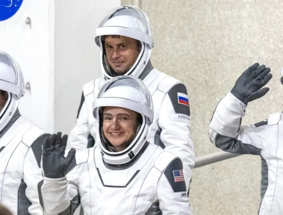 1770986322543_tdy_news_7a_costello_nasa_mission_iss_260213_1920x1080-jk2i43.jpg 4 Astronauts Launch to Replace Crew-11 After Medical Evacuation