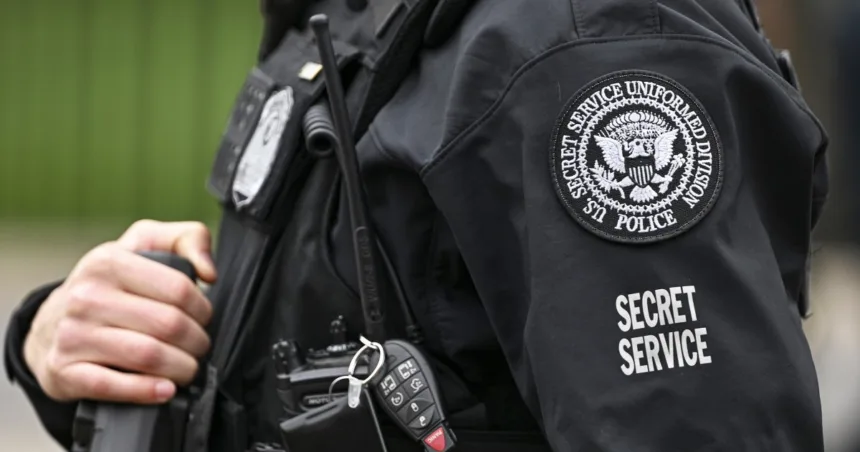 230706-secret-service-security-uniform-ac-1115p-b51d71.jpg Law enforcement shoots and kills man trying to enter Mar-a-Lago, Secret Service says