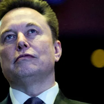 260211-elon-musk-ww-1753-43f9b5.jpg Marshals waived training rules for Musk DOGE security, emails say