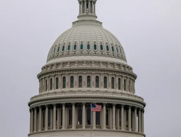 Armed man wearing tactical vest arrested outside the U.S. Capitol, police say