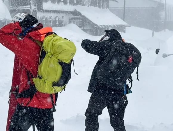 8 skiers dead after avalanche near Lake Tahoe