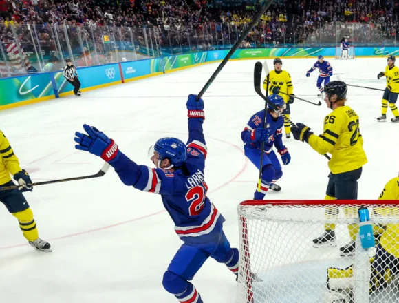 Three overtimes, three thrilling men’s hockey finishes