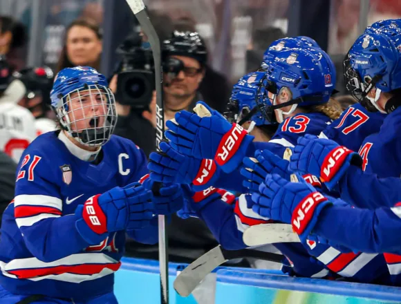 U.S. women’s hockey star Hilary Knight sets all-time U.S. goal-scoring record