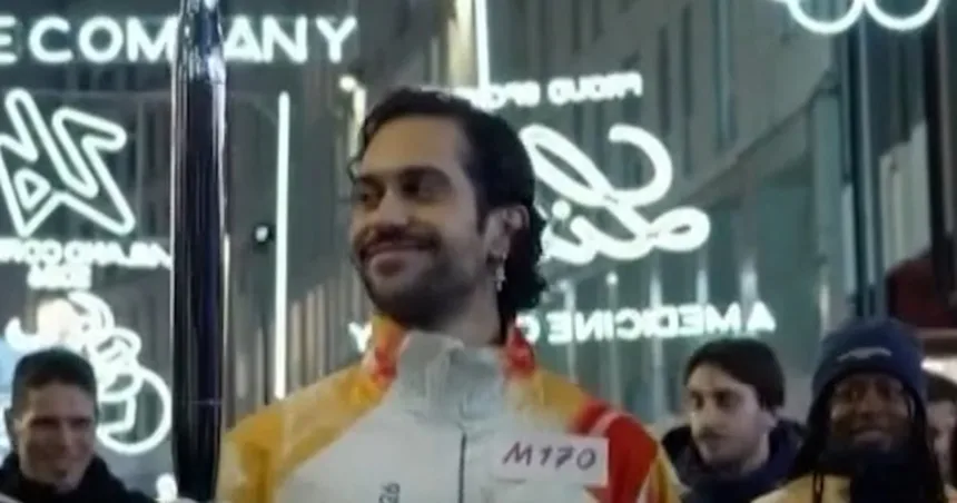 FLAME_NEW-3c6q28.jpg Olympic torch arrives in Milan ahead of opening ceremony