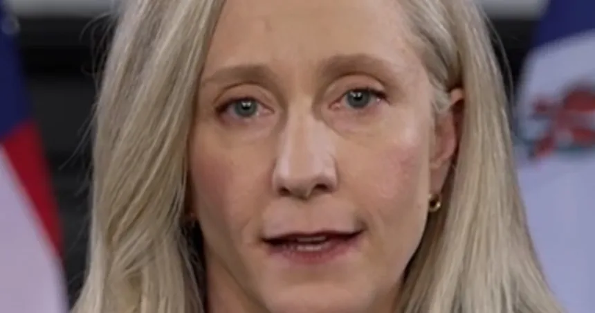 f_vert_brk_spanberger_trade_260224.00_00_36_10.Still002-rezdon.jpg Spanberger rips Trump’s ‘reckless trade policies’ in rebuttal