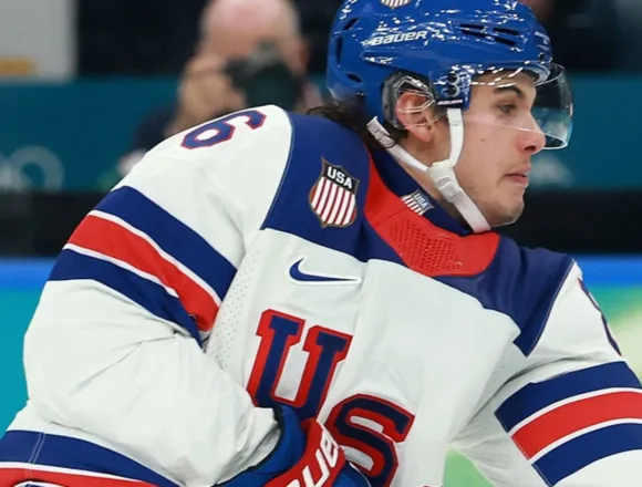 hock_v_semis-u6vsph.jpg U.S. dominates Slovakia to reach gold medal match