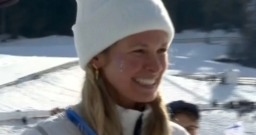 Jessie Diggins fights bruised ribs to claim bronze