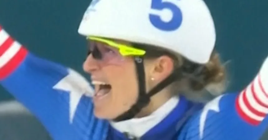 mass_skating_thumb-8wfsmo.jpg U.S. takes gold in women’s mass skating for first time