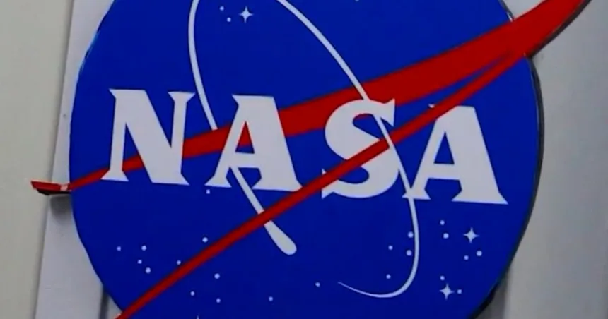 tm-ver-nas-sma-1cbyju.jpg NASA astronauts can now bring their smartphones to space