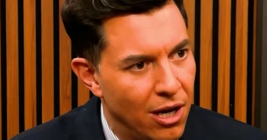 vert_sub.00_00_26_02.Still004-mkutjg.jpg What goes into prepping for a Trump interview