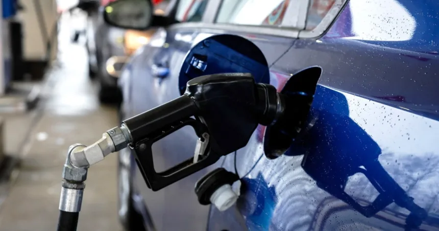 Oil Hits $100 Per Barrel, Dow Down 3% Over Past Week