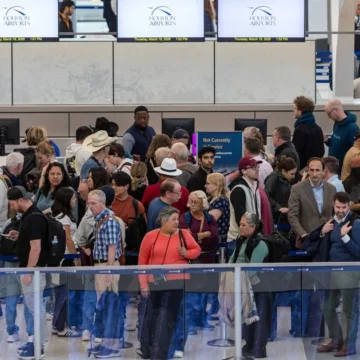 Transportation Secretary Warns Airport Travel Chaos to Worsen