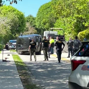 Tiger Woods involved in rollover crash in Florida