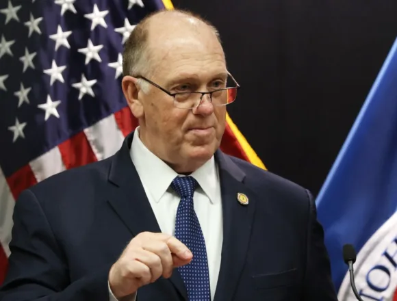 Tom Homan says ICE agents will assist at crowded airport security points amid TSA staffing shortages