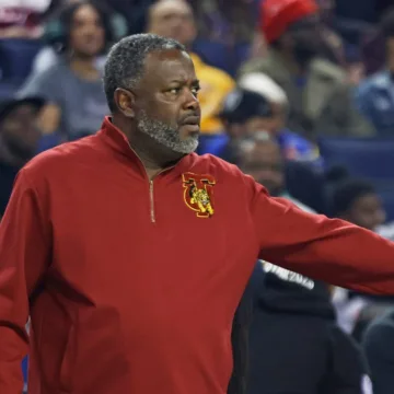 Tuskegee basketball coach files $1M suit against Morehouse College after he was handcuffed on court